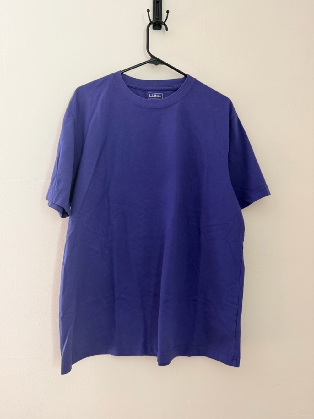 Bundle of L.L. Bean Men's Classic Crew Neck T-Shirts Men’s L, 4 shirts total - Picture 7 of 12